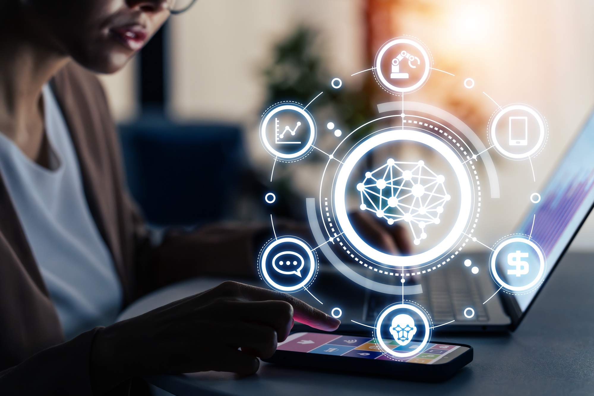 API連携でチャットボットはもっと便利になる！　連携のメリットと主なAPI、連携時の注意点を解説